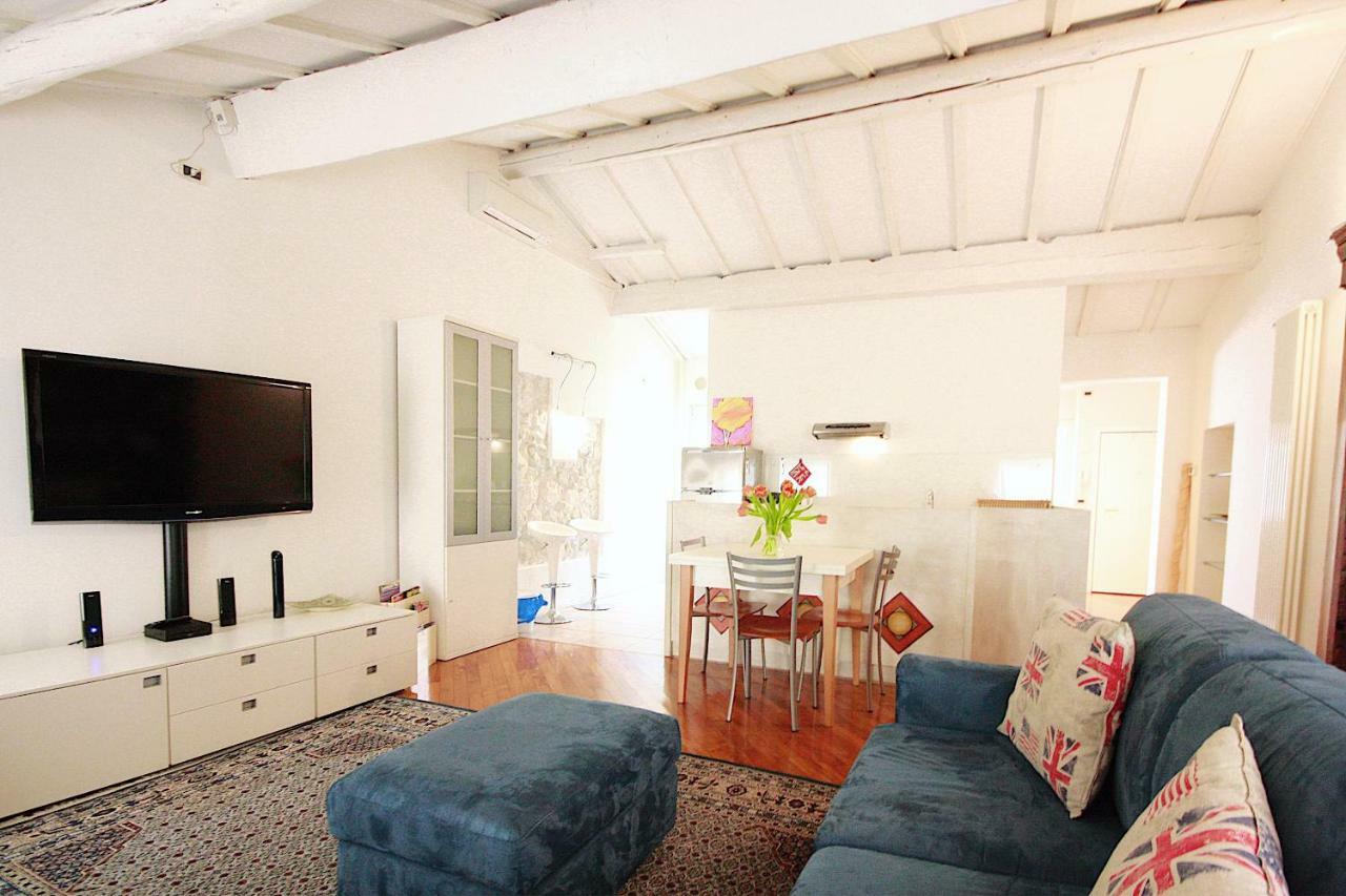 Bianco Apartment Βερόνα Εξωτερικό φωτογραφία