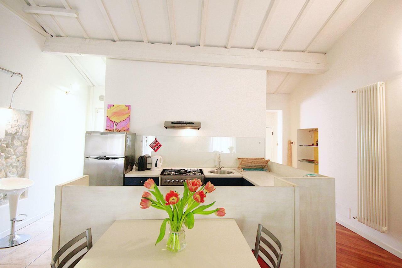 Bianco Apartment Βερόνα Εξωτερικό φωτογραφία