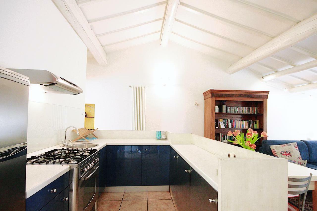 Bianco Apartment Βερόνα Εξωτερικό φωτογραφία