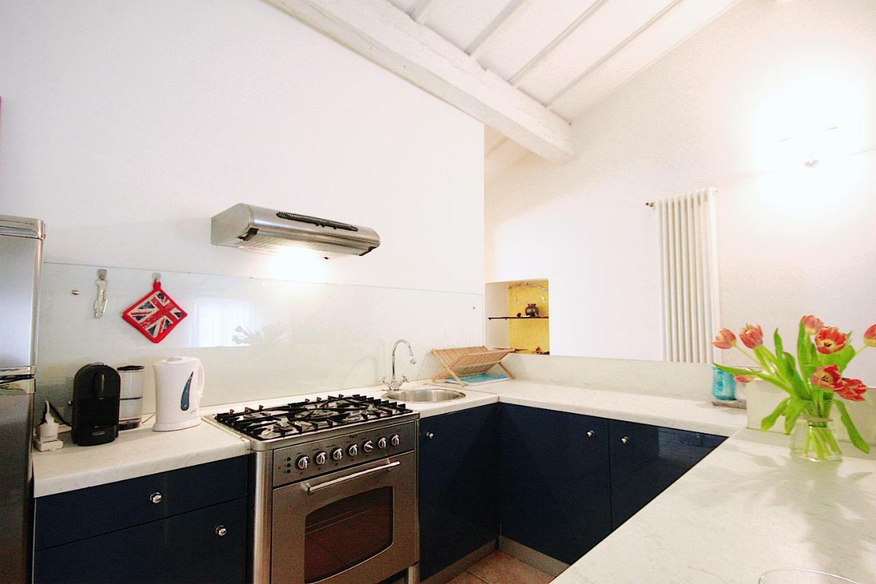 Bianco Apartment Βερόνα Εξωτερικό φωτογραφία